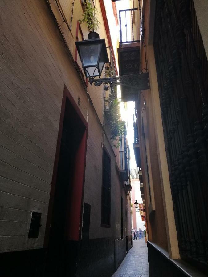 Apartamento Callejon Del Beso Siviglia Esterno foto